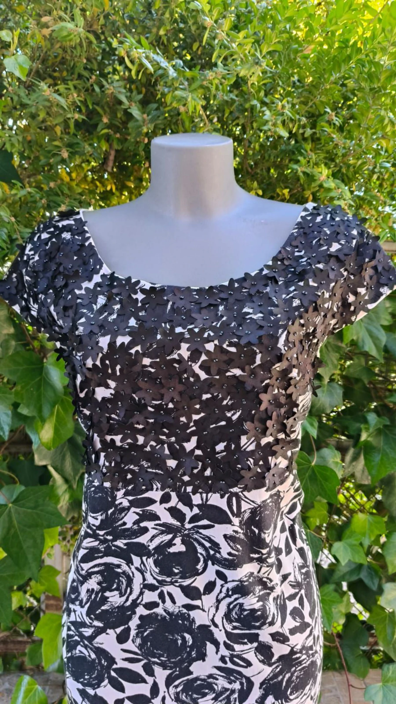 Robe de soirée Daniella Collection - Taille 46 - Imprimé floral avec relief 3D – photo 2